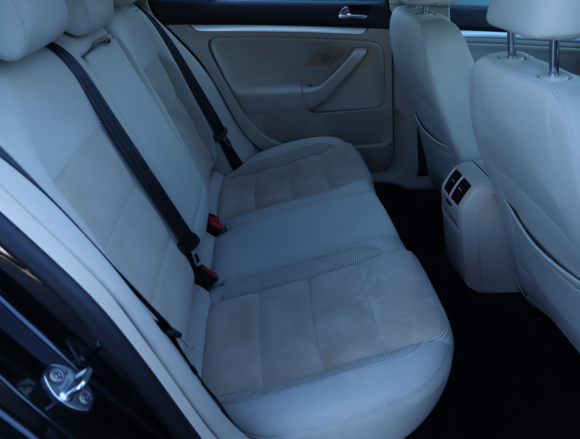 Volkswagen Golf, 2012