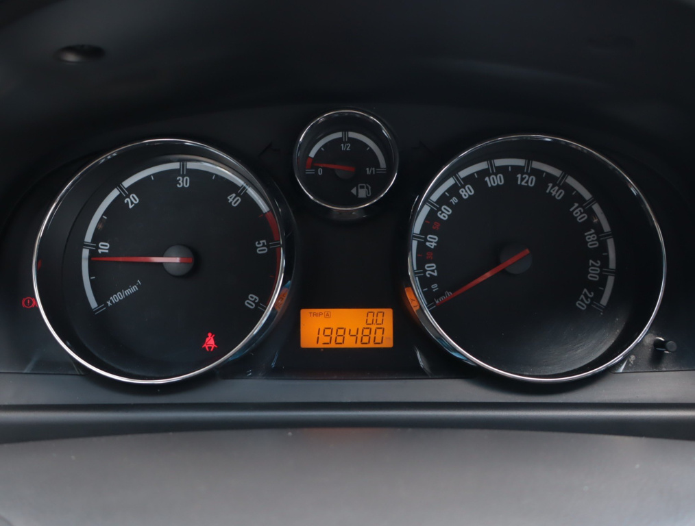 Opel Antara