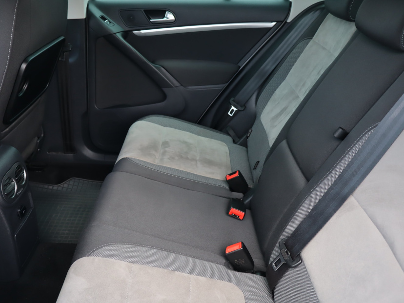 Volkswagen Tiguan, 2013