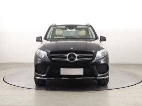 Mercedes-Benz GLE - 2016