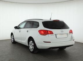 Opel Astra - 2011