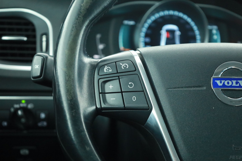 Volvo S60, 2014