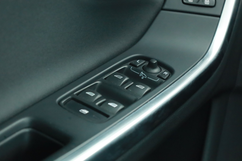 Volvo S60, 2014