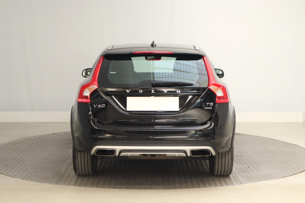 Volvo V60 Cross Country