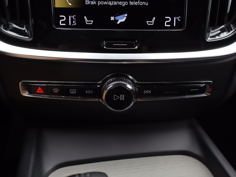Volvo V60 Cross Country, 2021