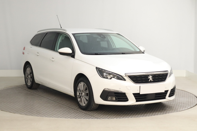 Peugeot 308 2021