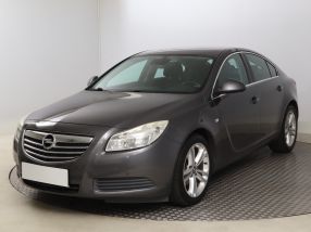 Opel Insignia - 2010