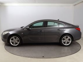 Opel Insignia - 2010