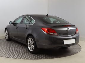 Opel Insignia - 2010
