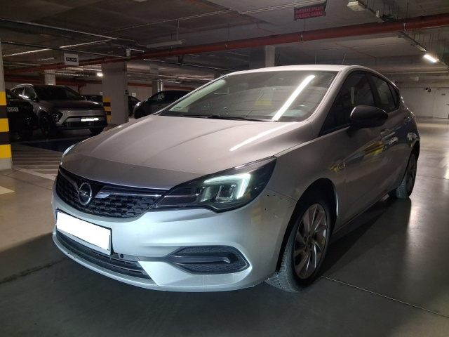 Opel Astra 2021