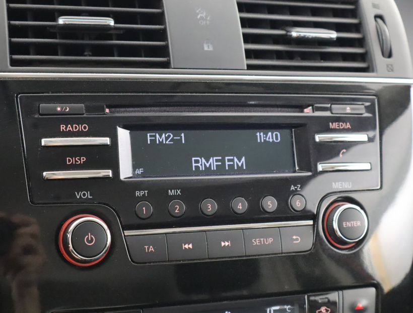 Nissan Pulsar, 2015