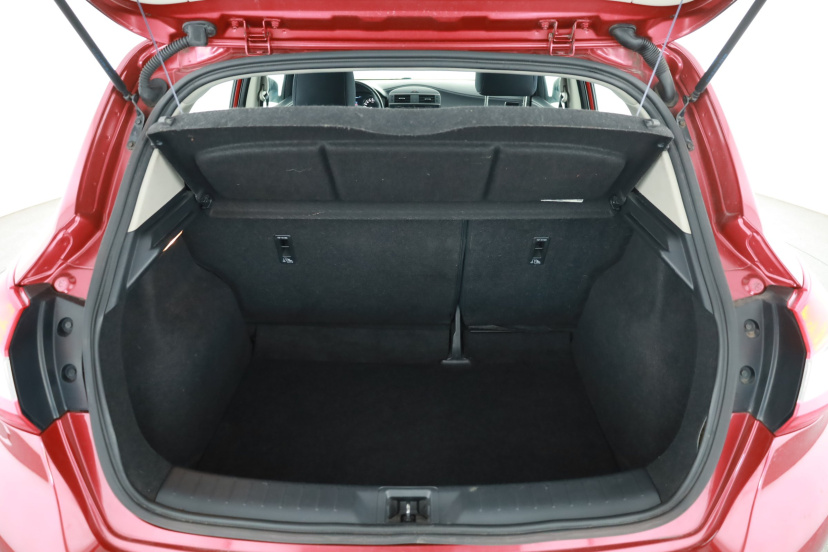 Nissan Pulsar, 2015