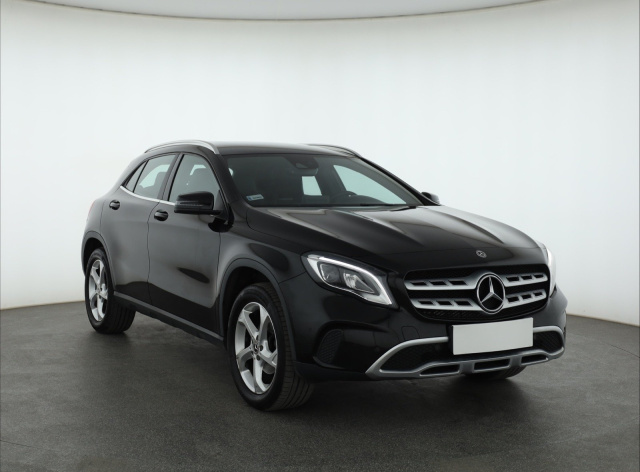 Mercedes-Benz GLA 2019