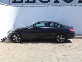 Mercedes-Benz C - 2020
