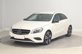Mercedes-Benz A - 2014