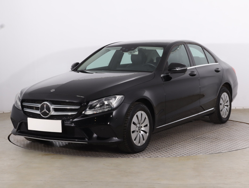 Mercedes-Benz C, 2019