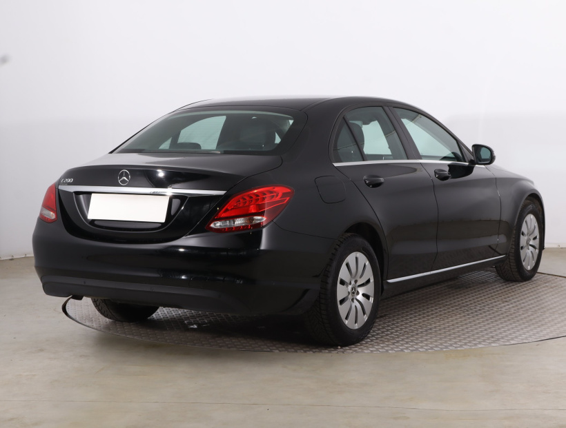 Mercedes-Benz C, 2019