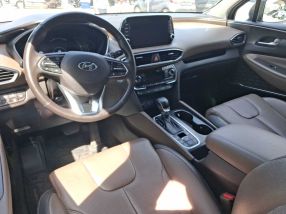 Hyundai Santa Fe - 2019