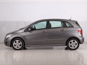 Mercedes-Benz B - 2010