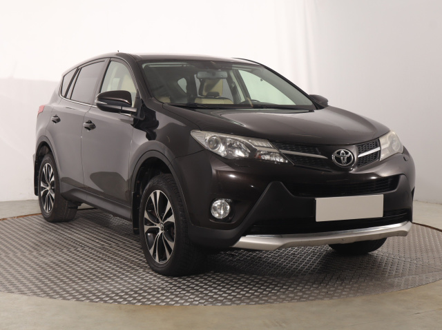 Toyota RAV4 2015