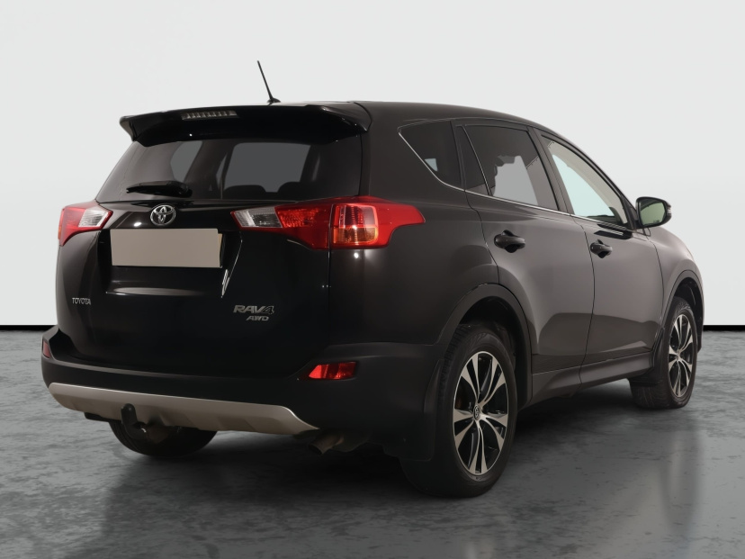 Toyota RAV 4, 2015