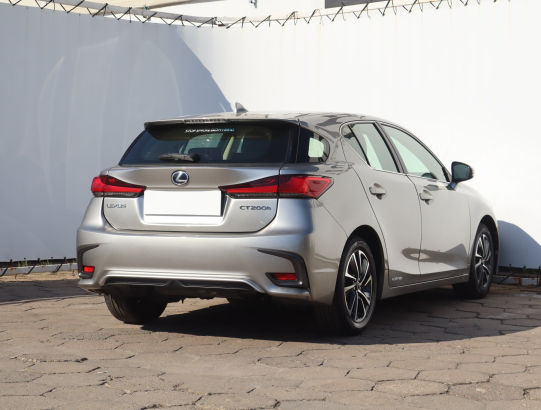 Lexus CT 200h