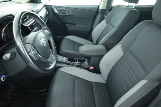 Toyota Auris Hybrid