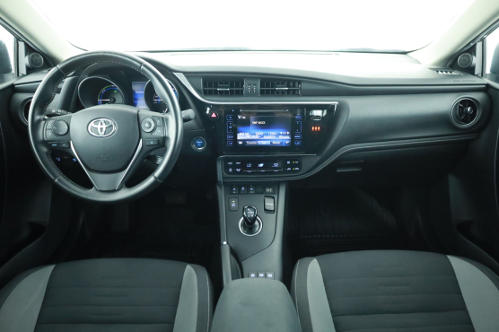Toyota Auris Hybrid