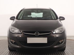 Opel Astra - 2012