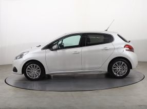 Peugeot 208 - 2018