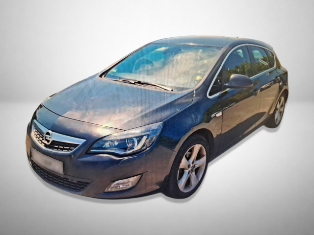 Opel Astra 2012