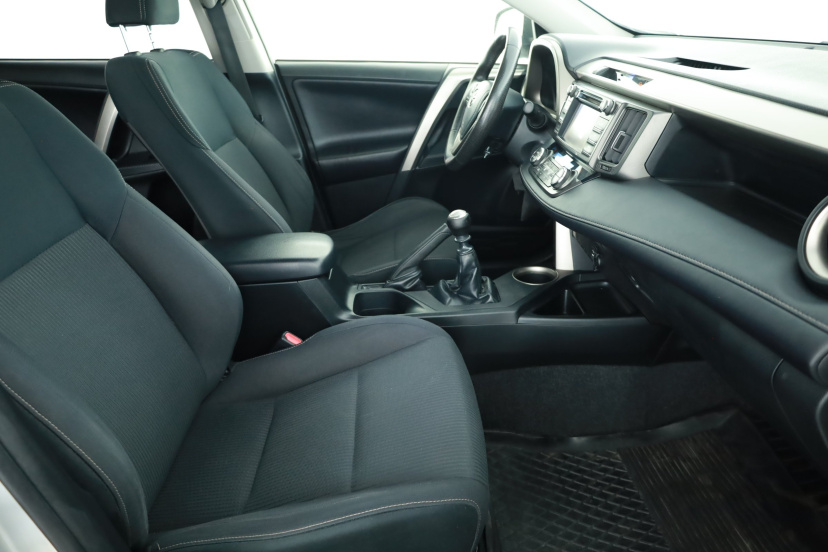 Toyota RAV 4, 2013