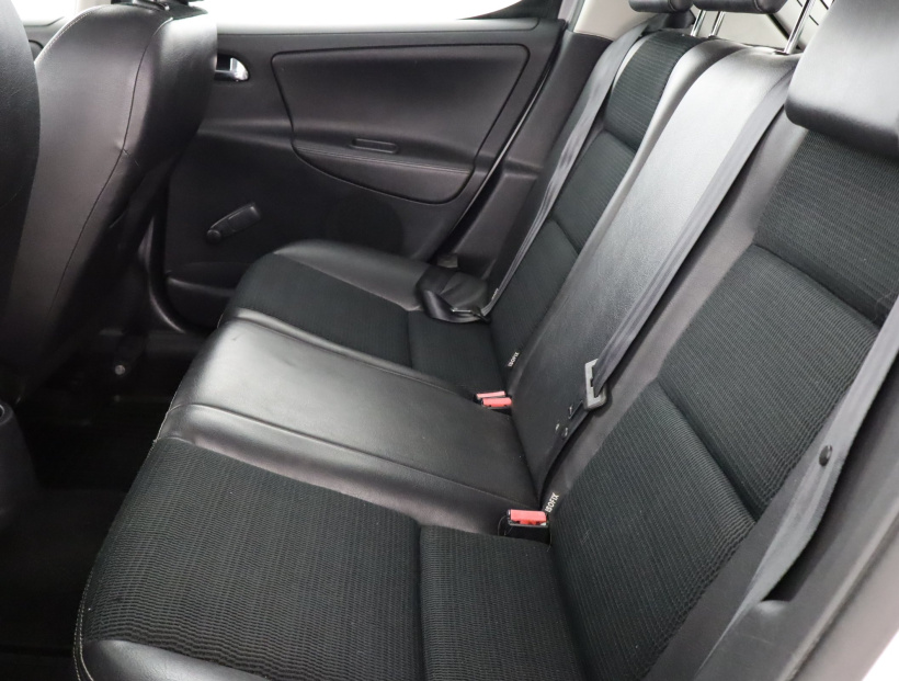 Peugeot 207, 2011