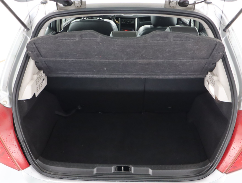 Peugeot 207, 2011