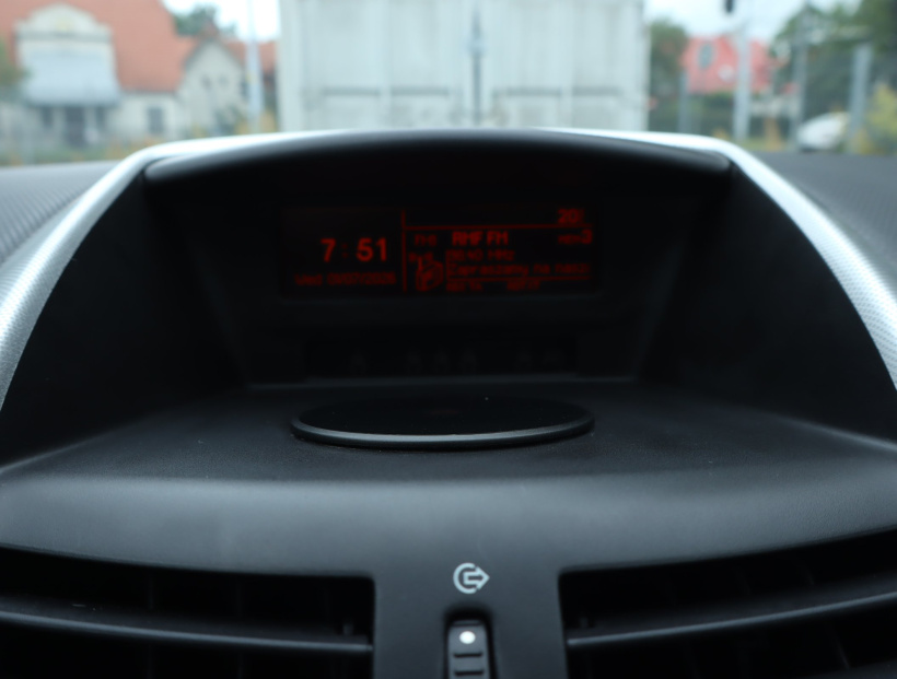 Peugeot 207, 2008