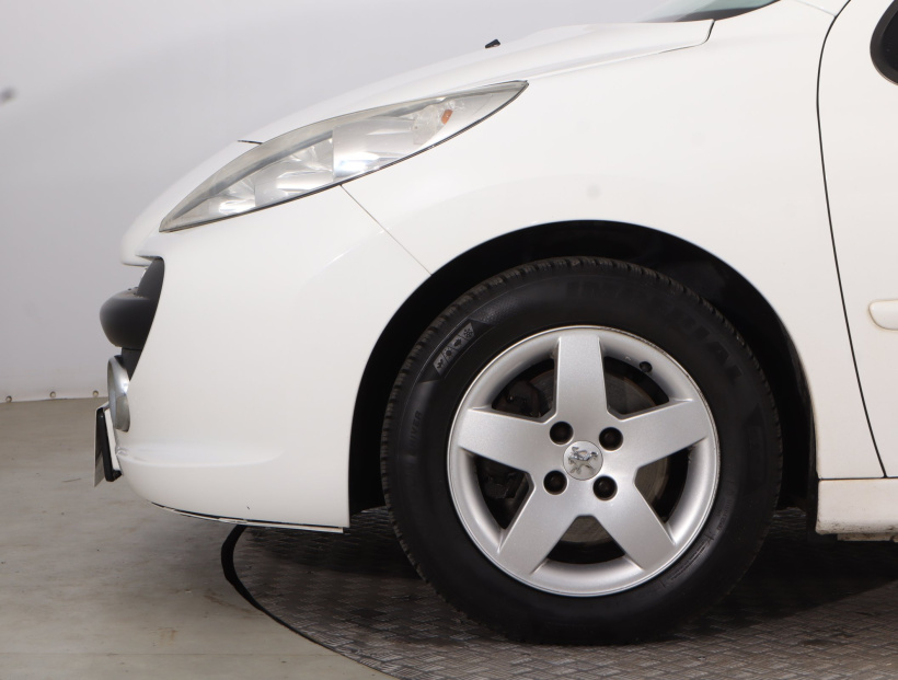 Peugeot 207, 2008