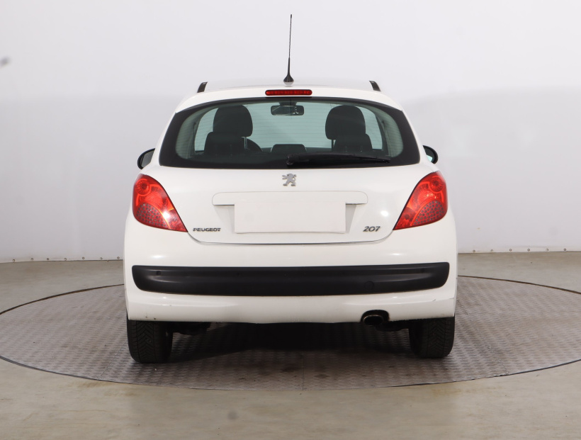 Peugeot 207, 2008