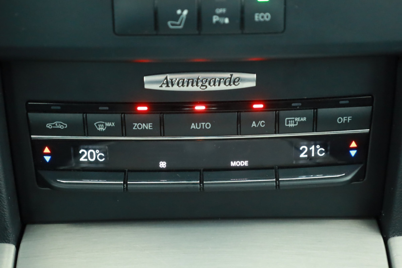 Mercedes-Benz E, 2012