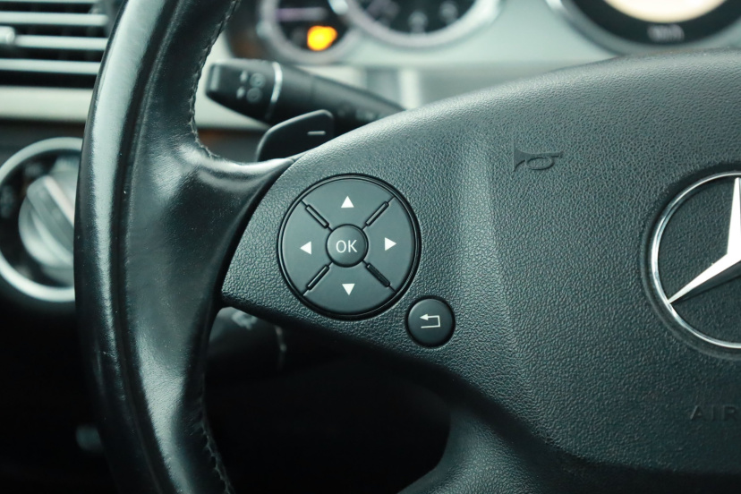 Mercedes-Benz E, 2012