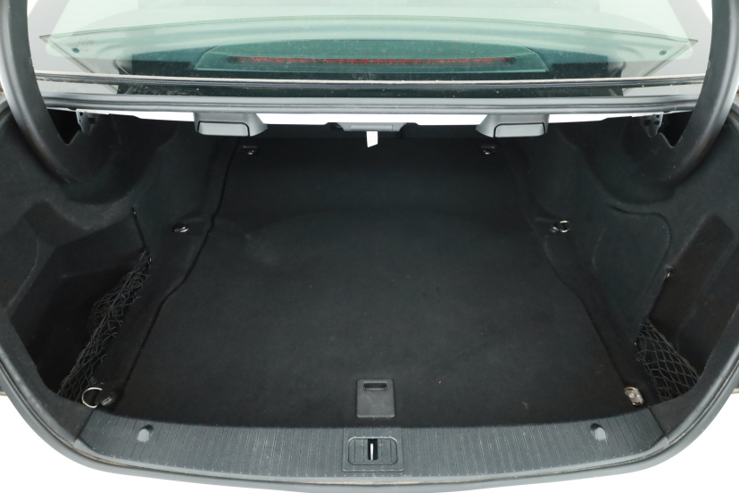 Mercedes-Benz E, 2012