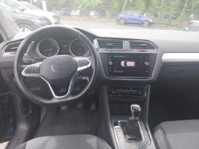 Volkswagen Tiguan - 2020