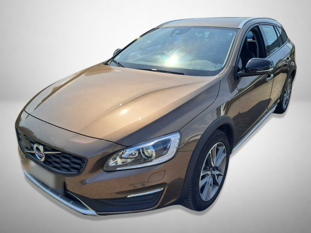 Volvo V60 Cross Country 2018