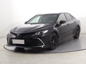 Toyota Camry - 2021