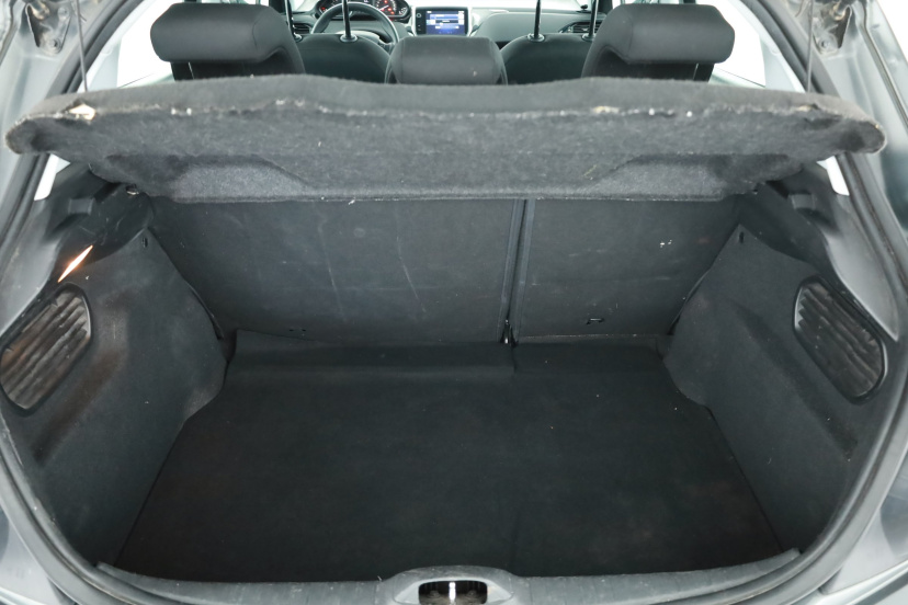 Peugeot 208, 2016