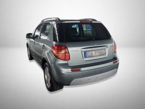 Suzuki SX4 - 2012