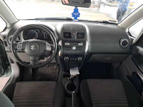 Suzuki SX4 - 2012