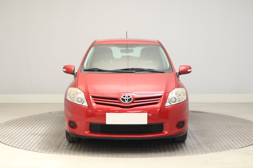 Toyota Auris, 2012
