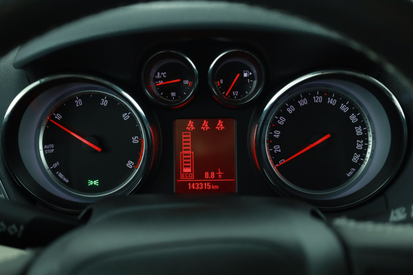Opel Mokka, 2015