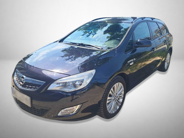 Opel Astra 2011