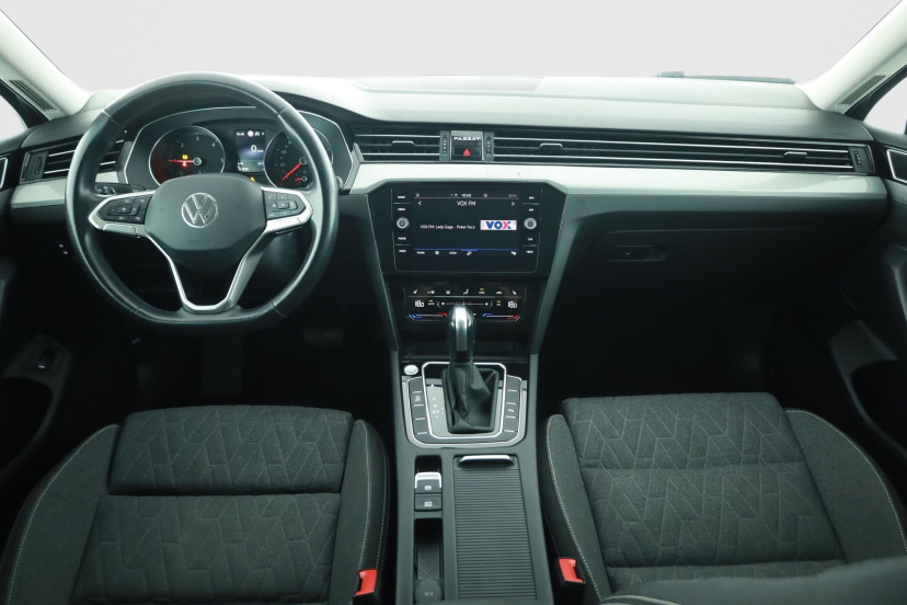 Volkswagen Passat, 2023